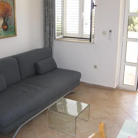 Topolo Apartment *